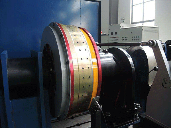 西安西玛高压电机检修后的磁场中心调整方法。